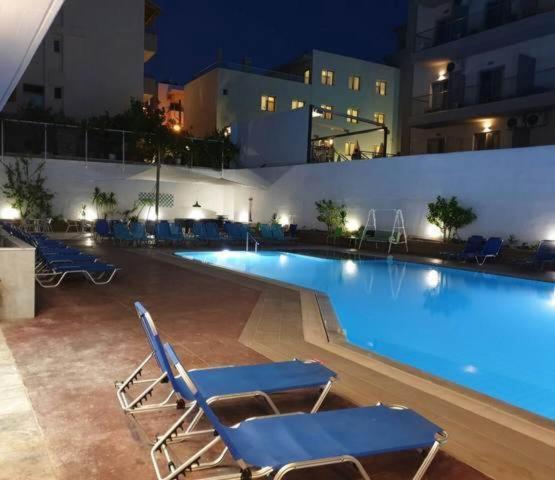 Porto Plazza Hotel Hersonissos  Exteriér fotografie
